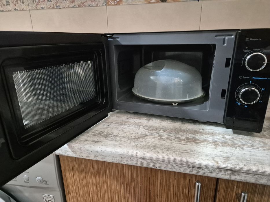 Срочно продам микровалновку, отл. сост..Связи переезда