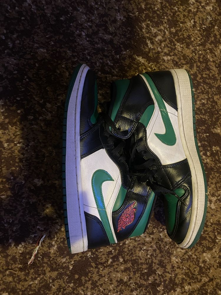 jordan 1 mid pine green