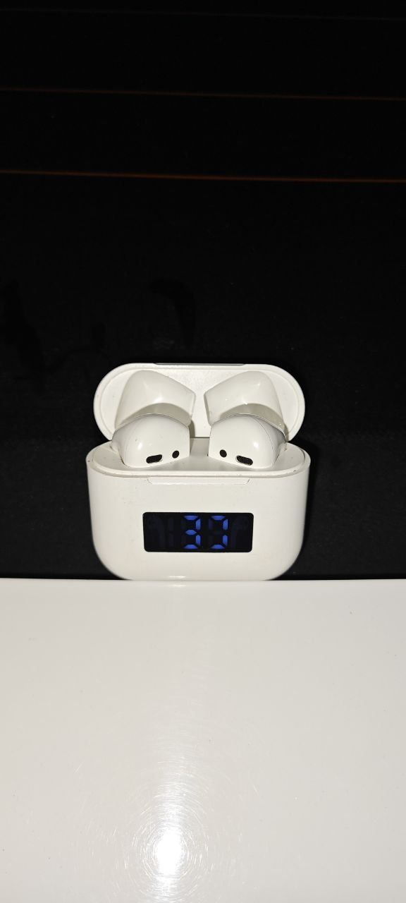 Airpods 8pro в отличном состоянии