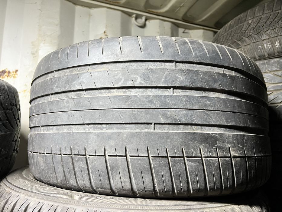 275/35/18 Michelin