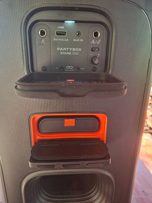 Jbl partybox stage 320