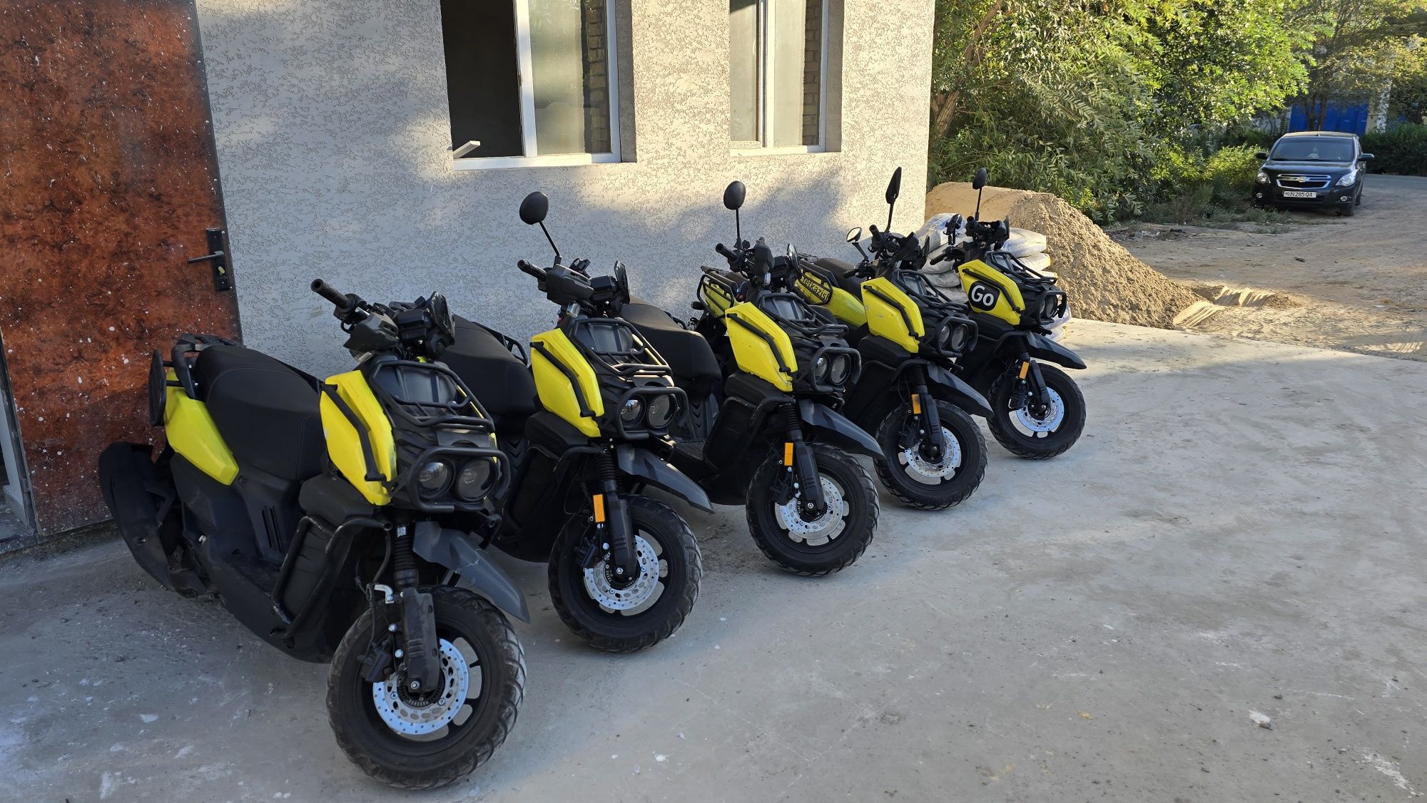 Moped-Skuter Prokat | Motorbike Tank 150cc | Shlem Bepul