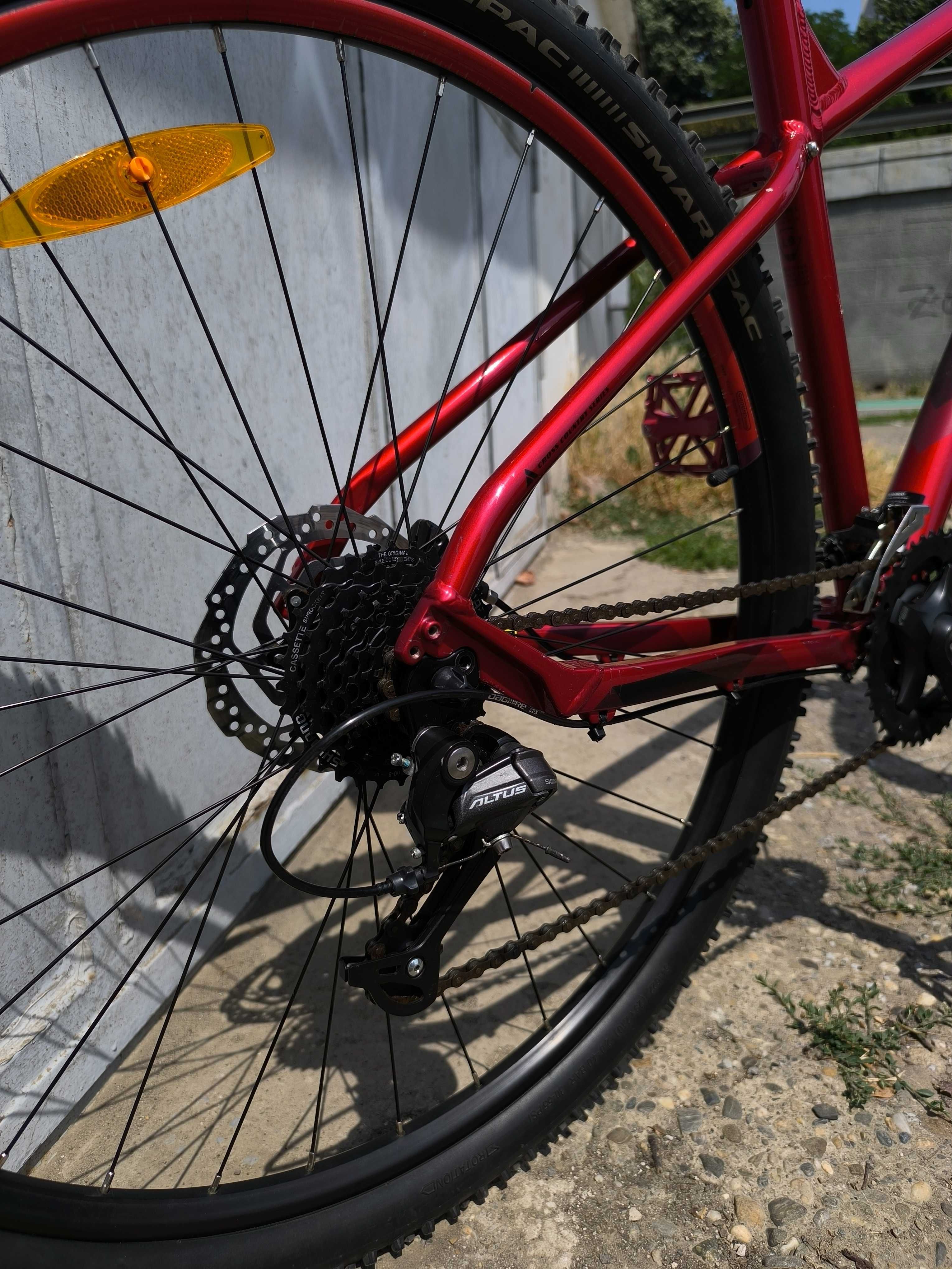 bicicleta mtb 29 Bergamont nr.L 8 pinioane 3 foi shimano