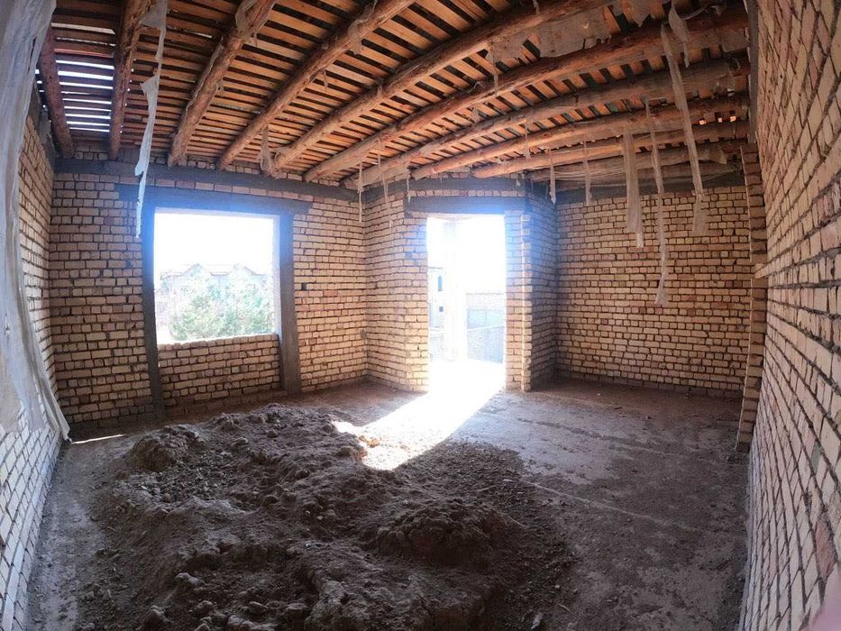 Islomobod mahallasi. 12sotix yerda 2kav uy(qobiq) yer narxida sotaman.