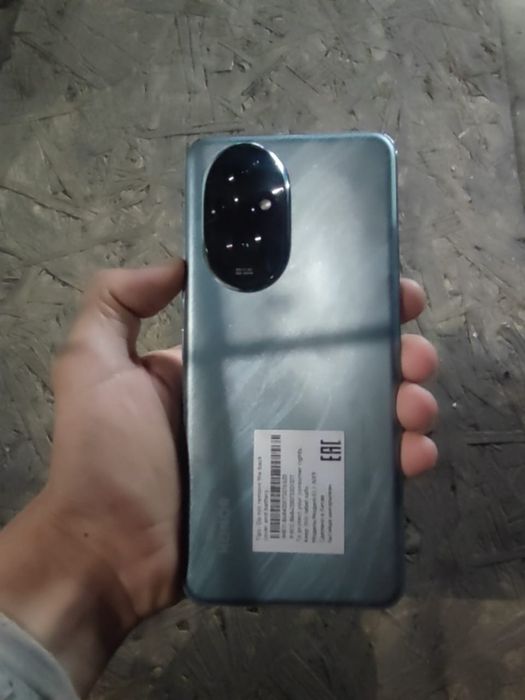 Продам Honor 200