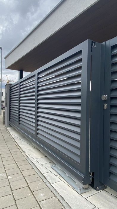 Executam garduri și porți