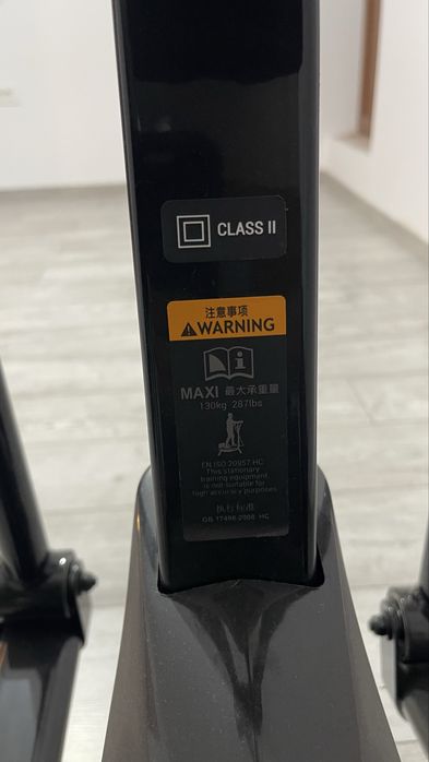 Bicicletă eliptică EL540 auto-alimentată, conectată Kinomap