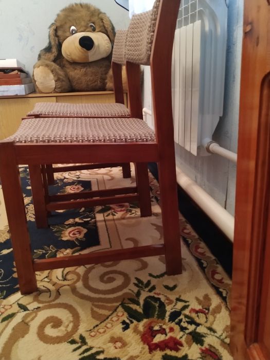 Стулья мягкие, 6 штук