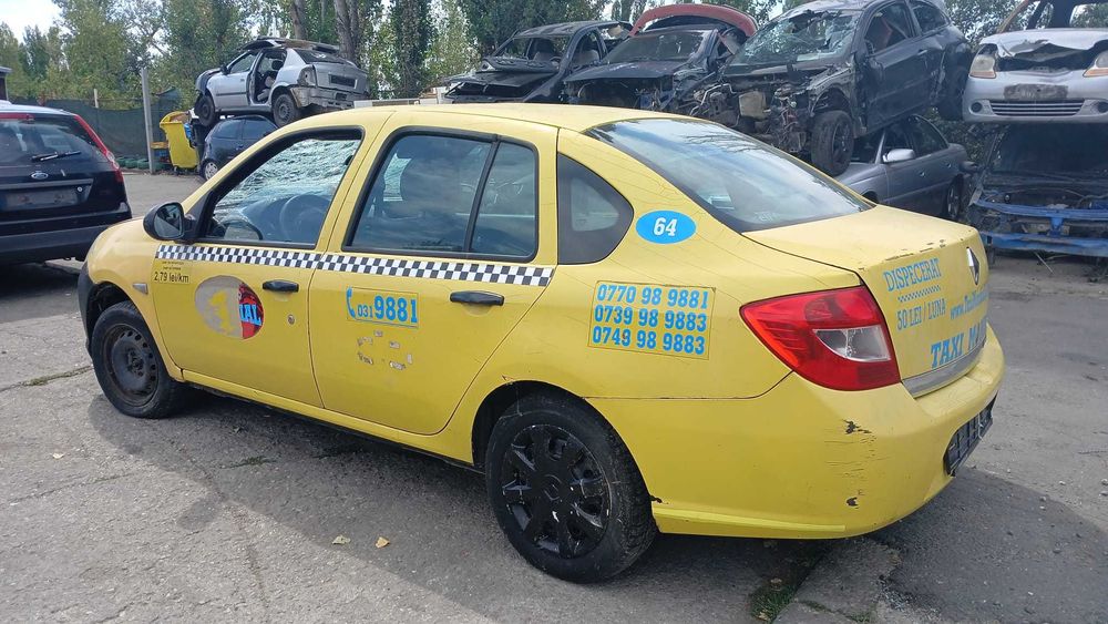 Dezmembrez Renault Thalia 1.2 Benzina Din 2012 - D4F-G7