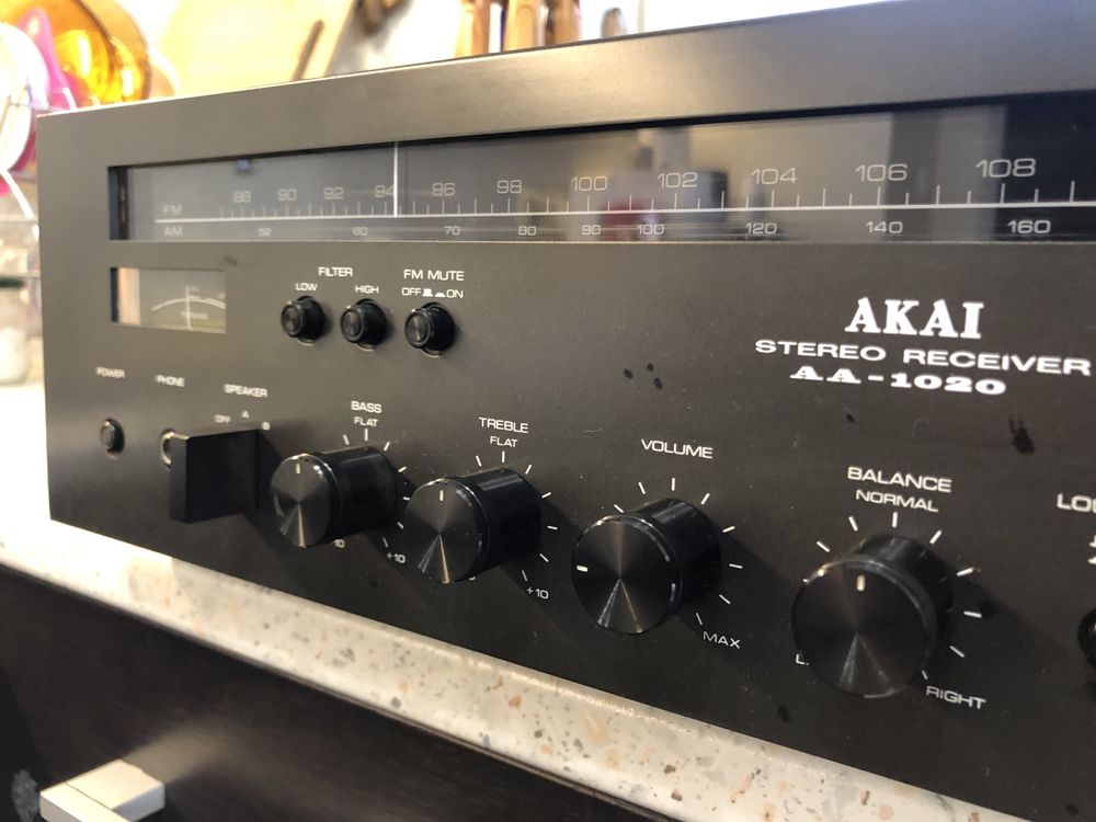 Акай AA-1020 Akai