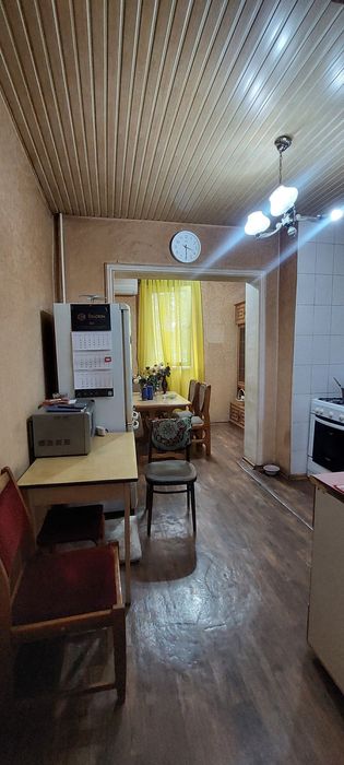 Ахмад Югнакий 2/3/5 Продаю Квартиру 62 Квадратов.ТТЗ