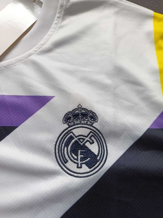 Перфектният Коледен Подарък!Официален тренировъчен екип на Реал Мадрид