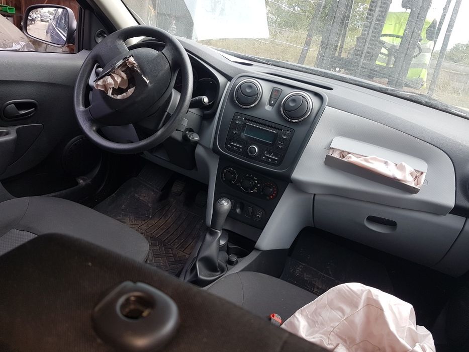 Dacia sandero 2014 1.2 ambiance piese din dezmembrari