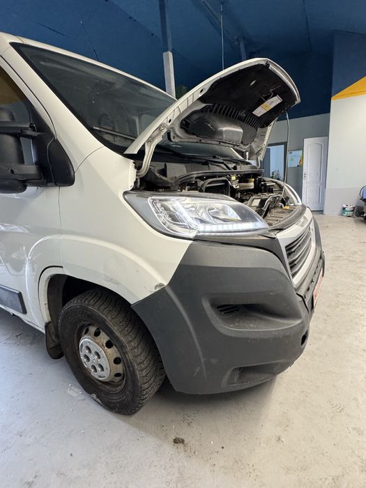 Peugeot Boxer 2016 – 2.2 HDI – 130 CP – 276.400 km – 5.950 €