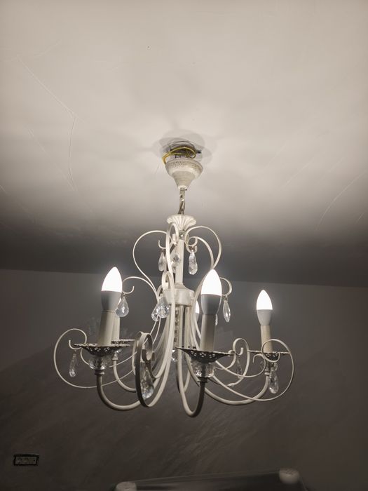 Vând candelabru antichizat living