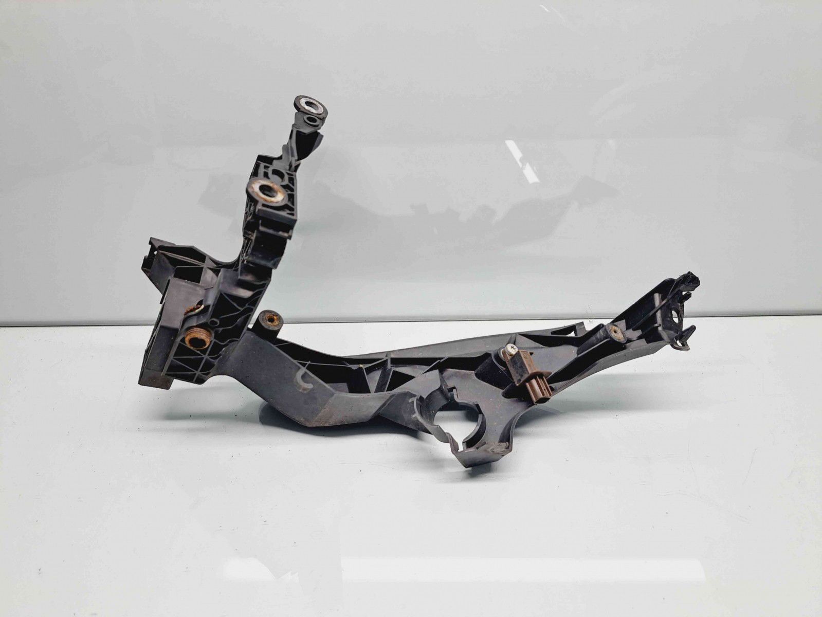 Suport far dreapta Audi A4 (8K2, B8) Facelift [Fabr 2008-2015] 8K08056