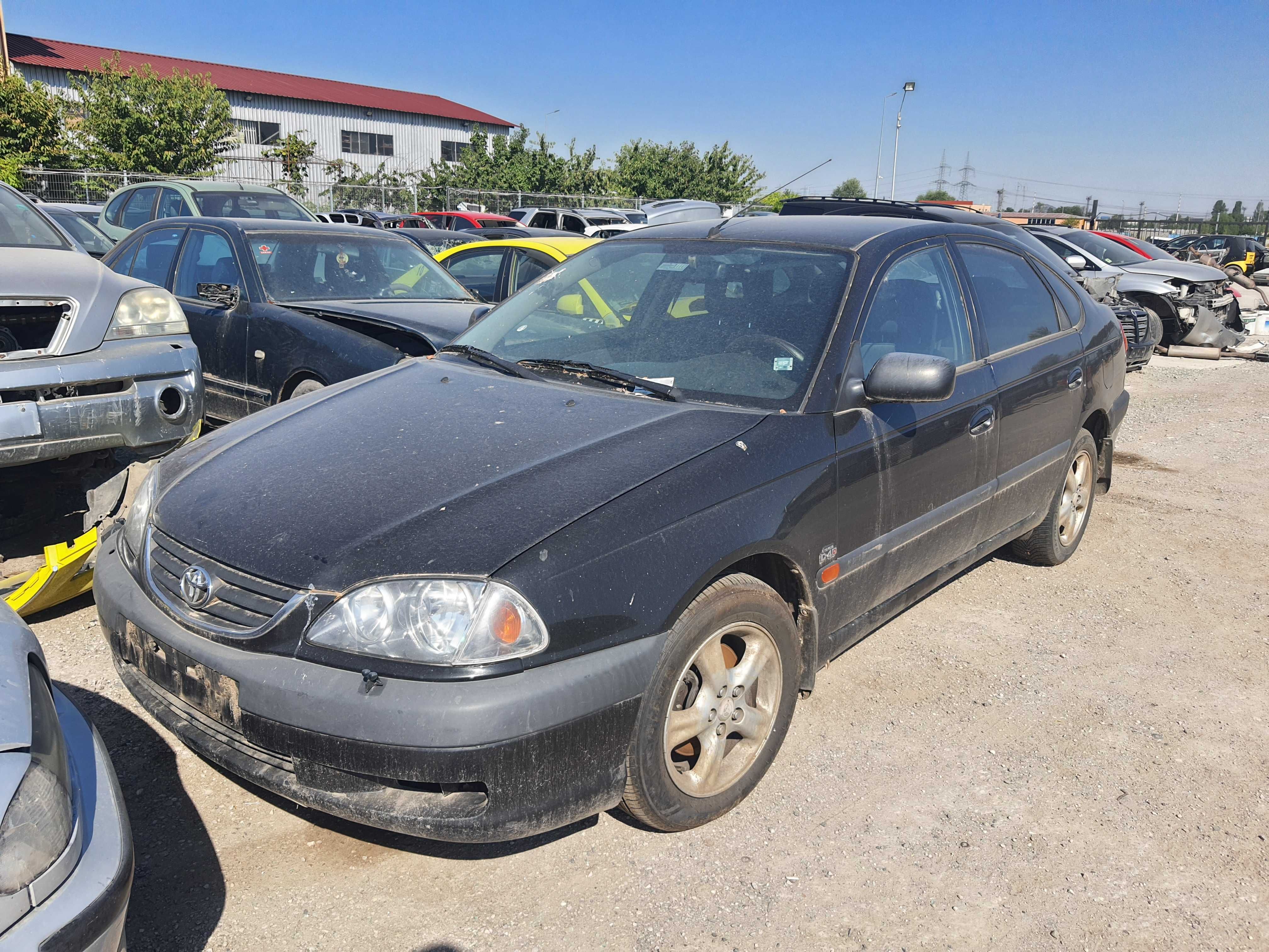На части! Toyota Avensis 2.0 D4D