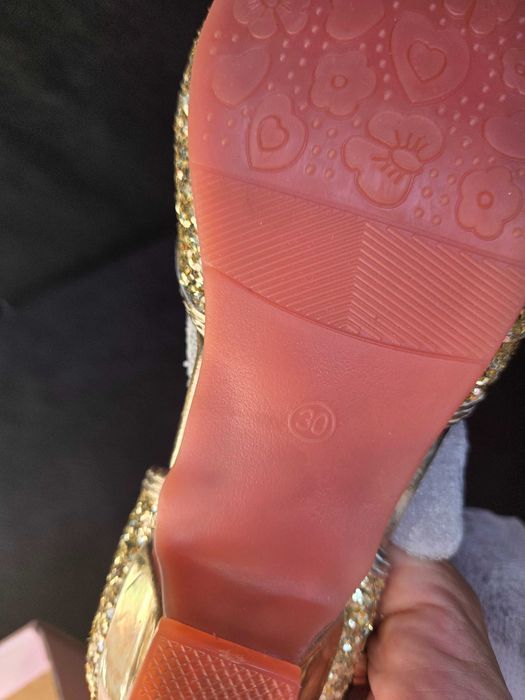 Детски обувки с токче