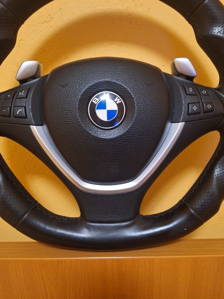 Ергономичен волан с пера Bmw Бмв X5 X6 E70 E71
