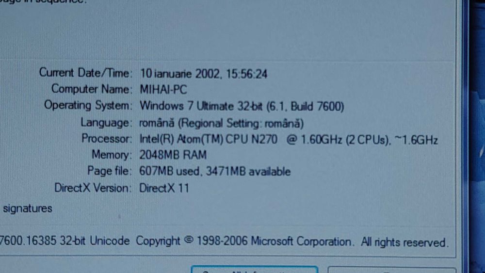 Laptop Compaq mini ,functional,cu bateria buna