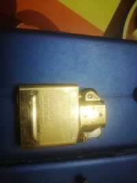 Zippo lighter inserție