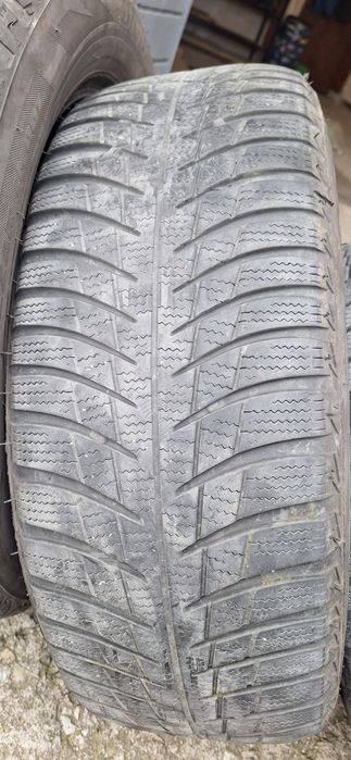 зимни гуми 215 60 R16  Bridgestone Blizzak 4 бр. 5 мм грайфер