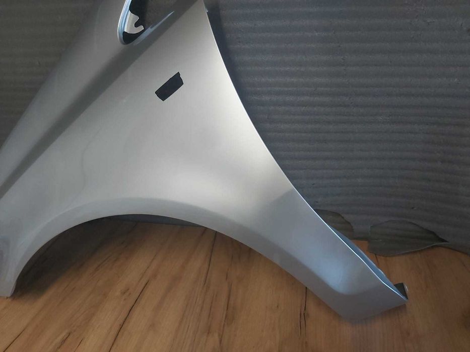Aripa Fata Stanga Opel Corsa D 2006-2011 (Z157 (Gri))