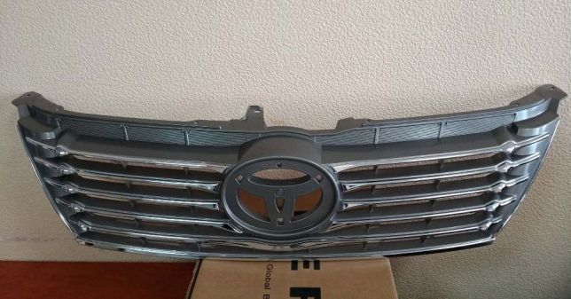 Решетка радиатора Тойота Камри 50 '11(Тайвань)/ Toyota Camry 50 '11