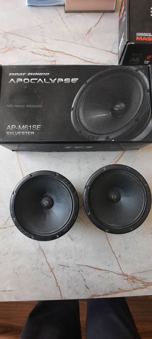 Продаётся эстрадные колонкой Apocalypse