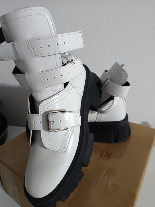 Ghete din piele lăcuită steve madden Nr 38 noi in cutie