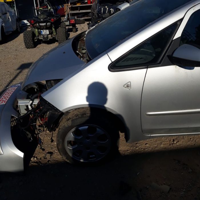 Usa stanga fata Mitsubishi Colt 1300 benzina