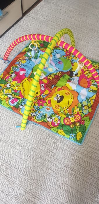 Продам детский развивающий коврик