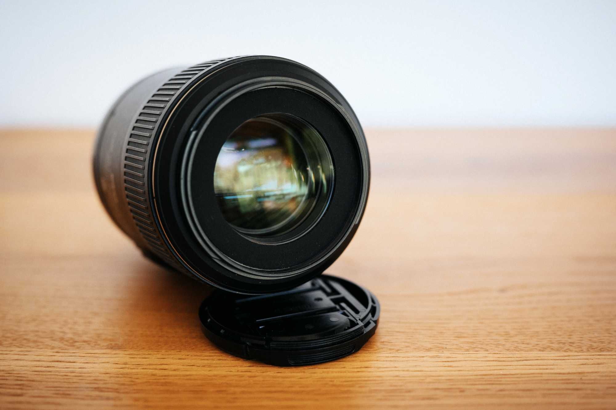 Nikon AF-S Nikkor 105 f/2.8G IF-ED VR Micro