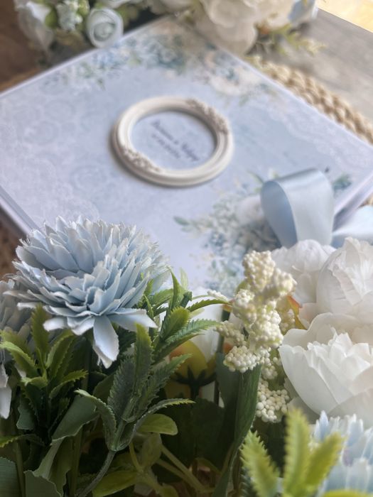 Сватбен албум в синьо