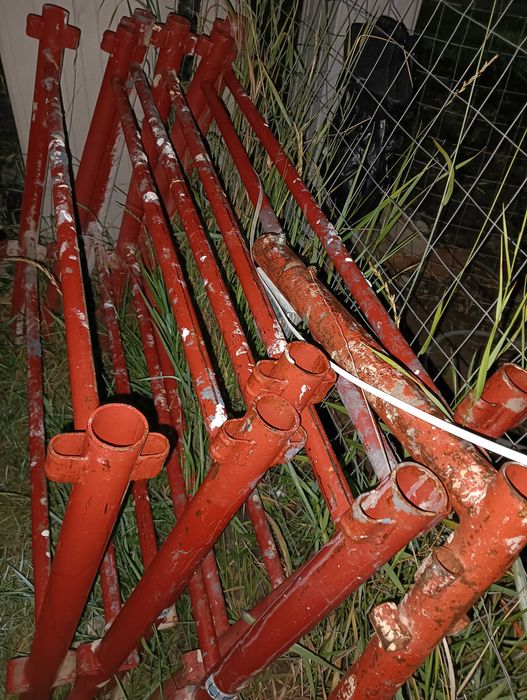 Închiriez schelă metalică (16H,55MP)