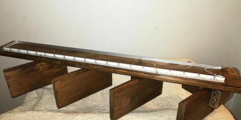 Suport de perete pentru sticle de vin