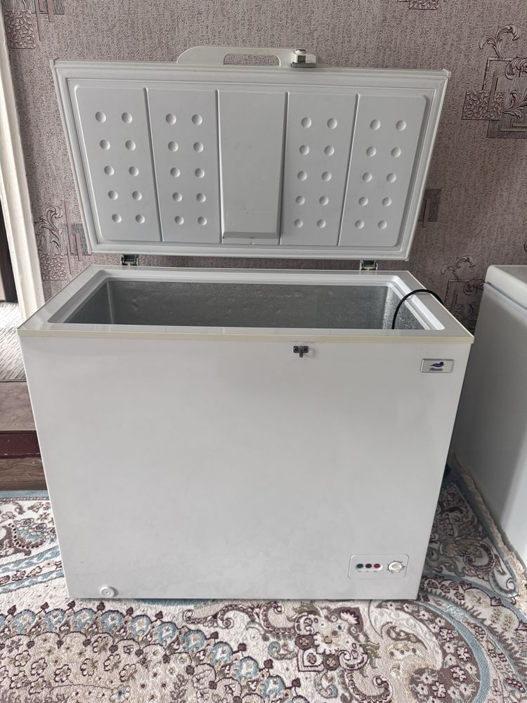 Продам морозильную камеру