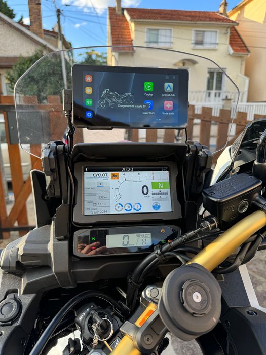 Motocicletă Honda Africa Twin Adventure Sport