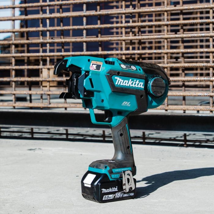 Машина за връзване на арматура Makita DTR180ZK, 14.4-18 V, ф 13 мм без