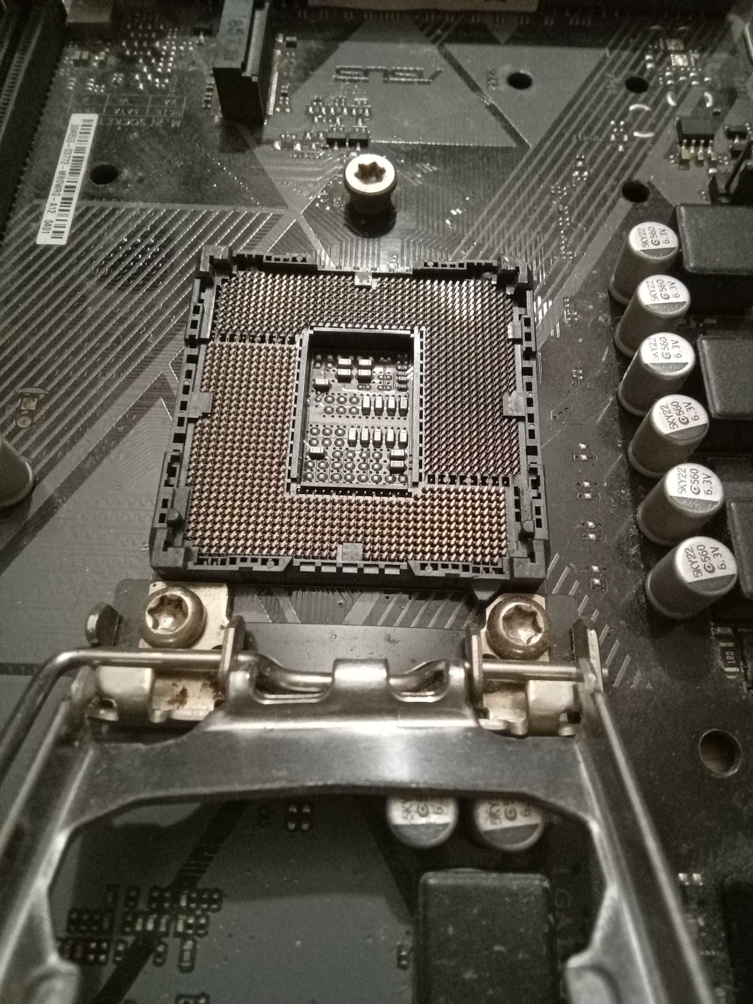 Дънна платка ASUS PRIME B360M-K LGA 1151 огъната процесорен  гнездо