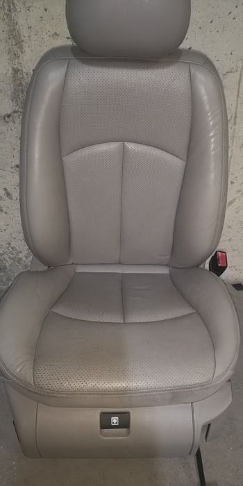 Пасажерска седалка за w211