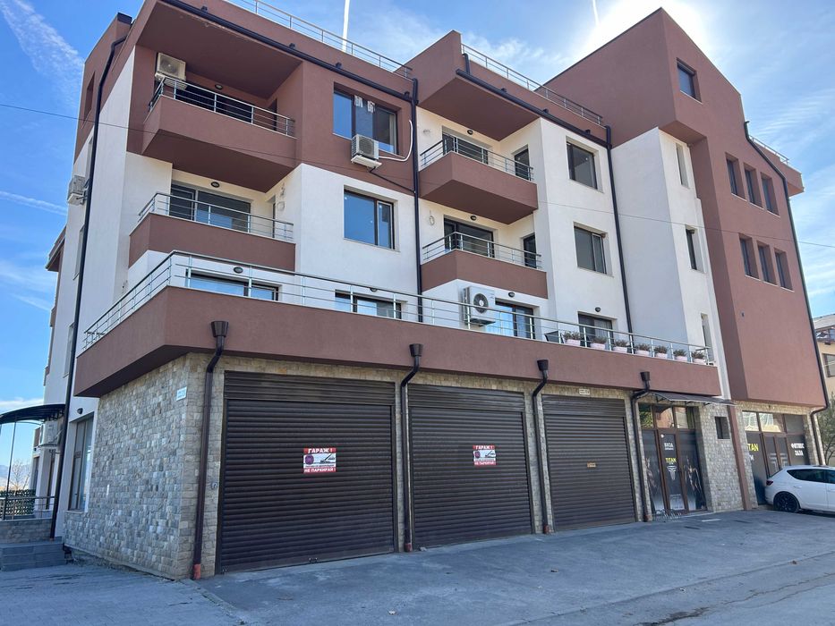 Продава двустаен апартамент гр.Велинград