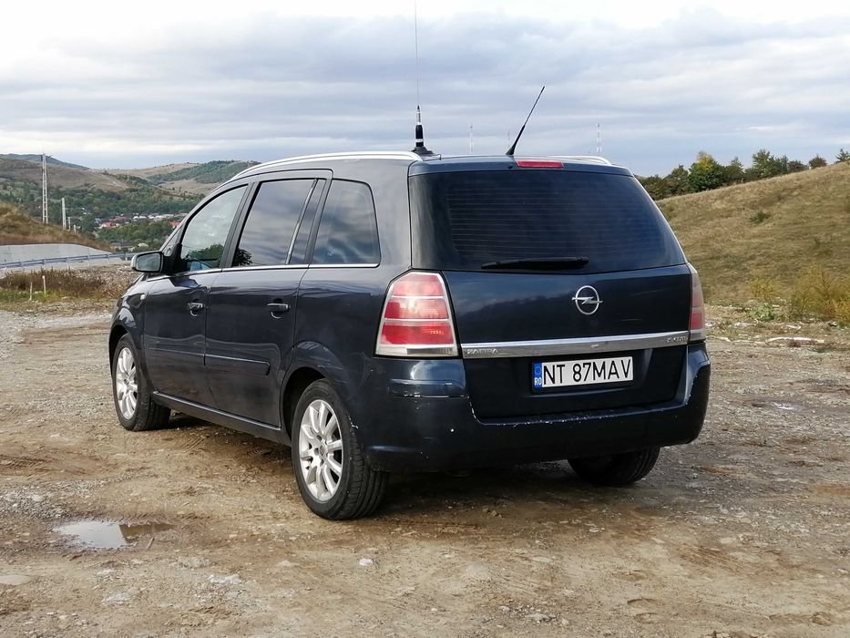 Vând Opel Zafira B 1.9 cdti 150 CP