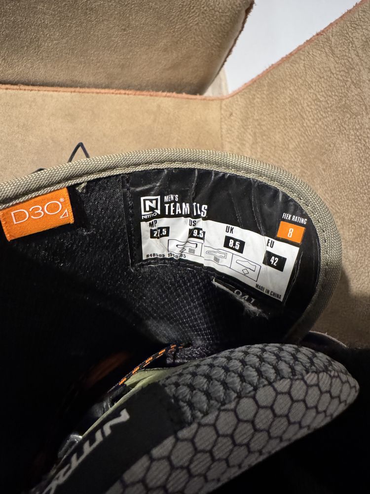 Placa snowboard Nitro Team 157 boots Nitro Team legaturi Fenix Flow