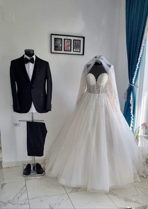 Masa / măsuță pentru pregatit mire / mireasa