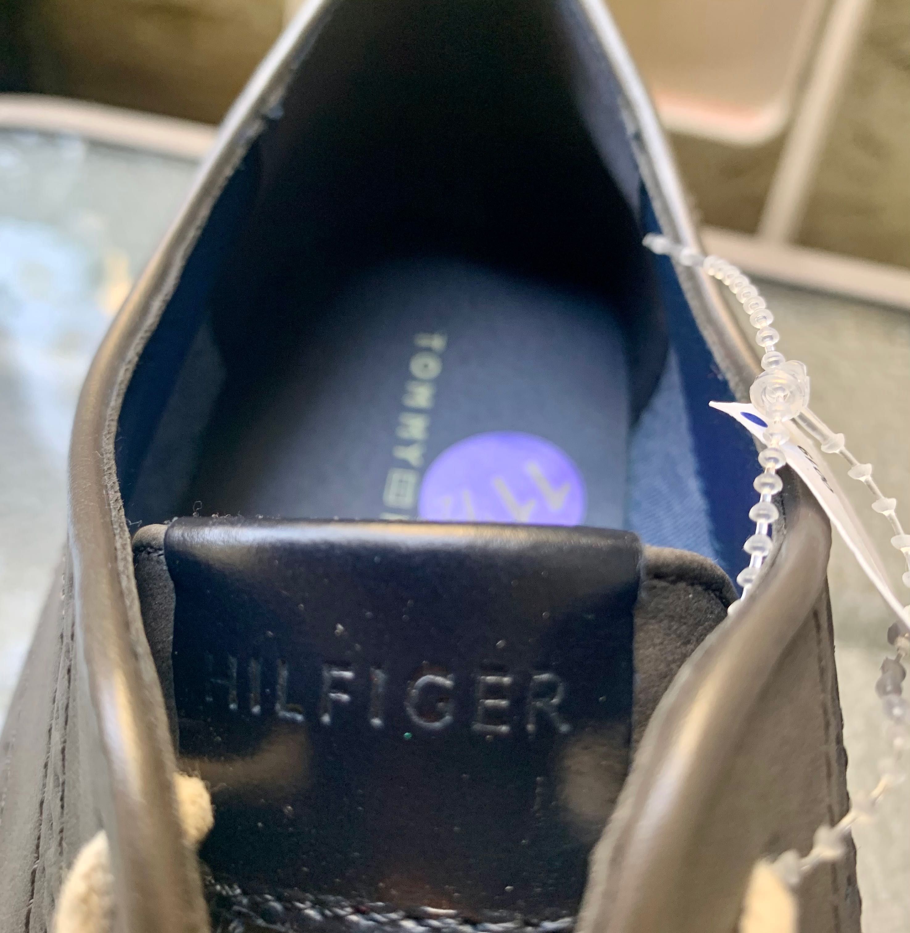 Tommy Hilfiger • Томи Хилфигър