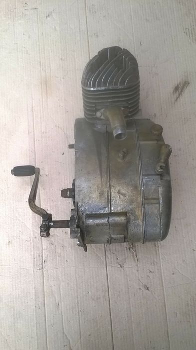 Motor pt. Mobra 50 S sau Turist