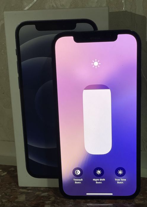 Продам iphone 12 128