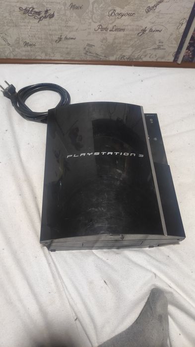 Продам Sony playstation 3