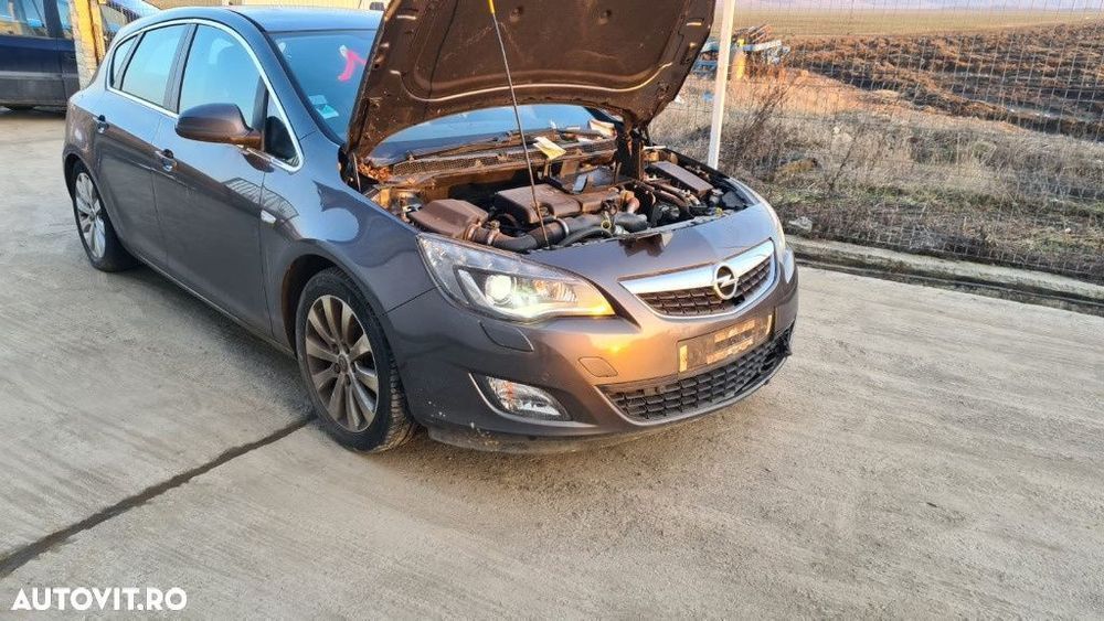 Dezmembrari Opel Astra J 1.7 CDTi VOLAN STANGA KIT AIRBAG KIT SCHIMBARE VOLAN